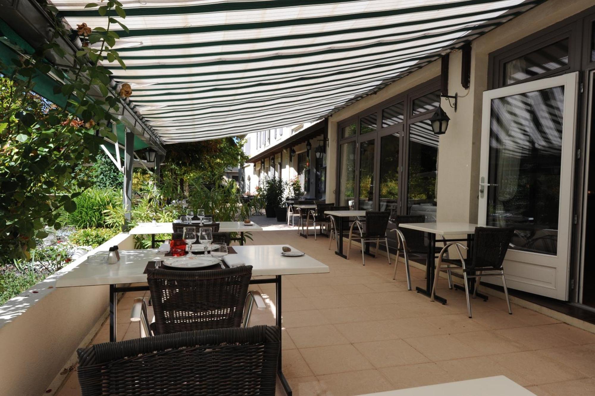 Logis Hotel Le Belle Rive Najac Kültér fotó