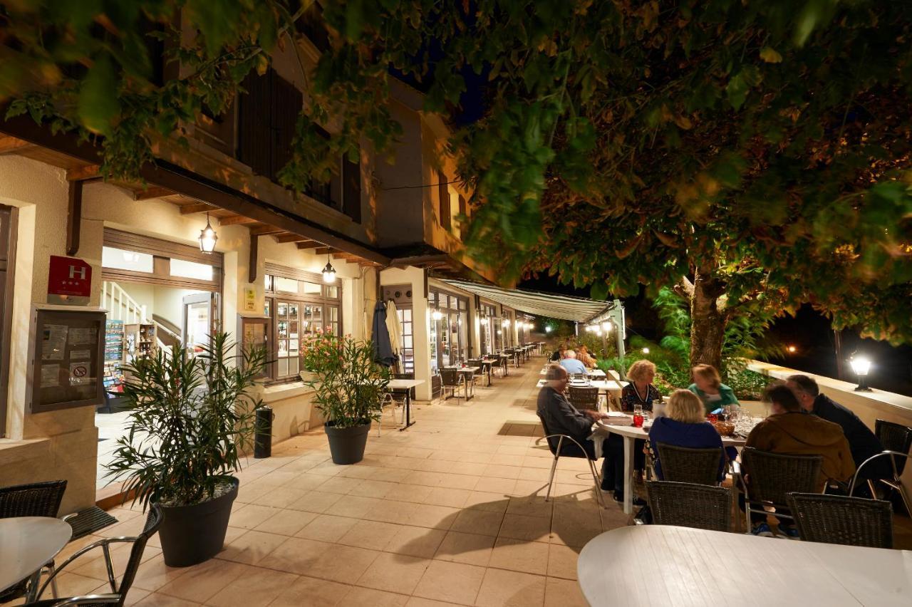 Logis Hotel Le Belle Rive Najac Kültér fotó