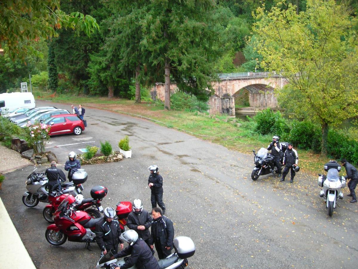 Logis Hotel Le Belle Rive Najac Kültér fotó
